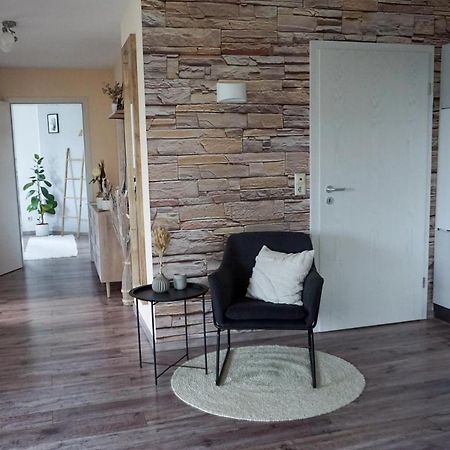 Schoene Wohnung Mit Terrasse & Blick Ins Gruene Dormettingen Esterno foto