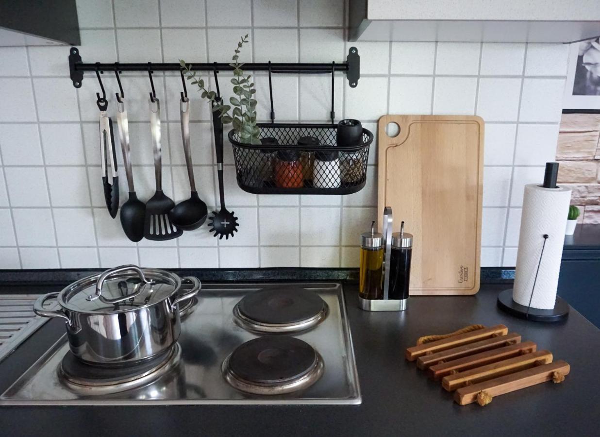 Schoene Wohnung Mit Terrasse & Blick Ins Gruene Dormettingen Esterno foto