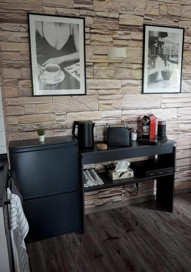 Schoene Wohnung Mit Terrasse & Blick Ins Gruene Dormettingen Esterno foto
