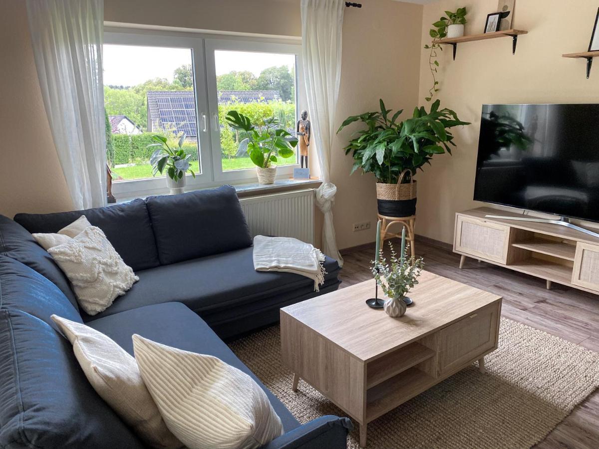 Schoene Wohnung Mit Terrasse & Blick Ins Gruene Dormettingen Esterno foto
